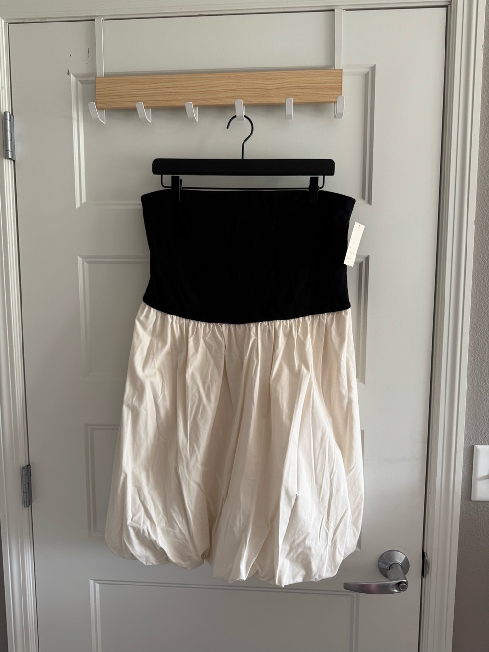 a new day Strapless Two-Tone Bubble Dress in Black & Cream